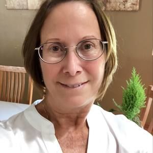 Meet your Posher, Lynn